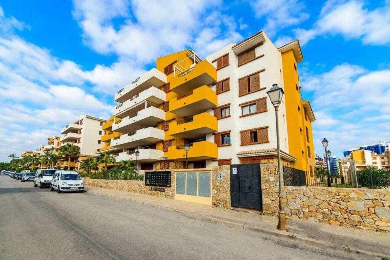 Espanhouse Elvis Apartment Torrevieja Bagian luar foto