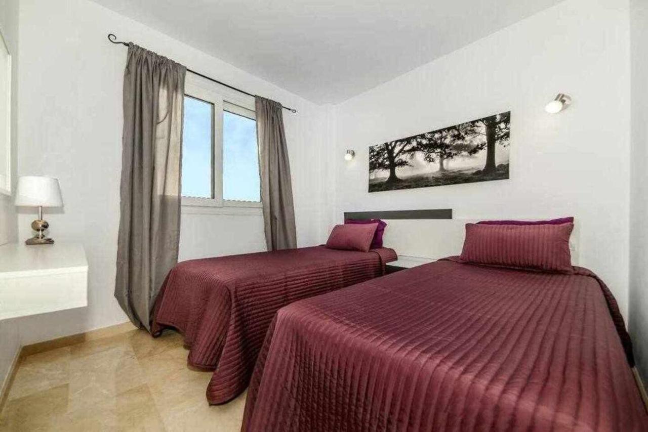 Espanhouse Elvis Apartment Torrevieja Bagian luar foto