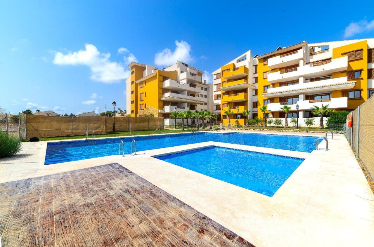 Espanhouse Elvis Apartment Torrevieja Bagian luar foto