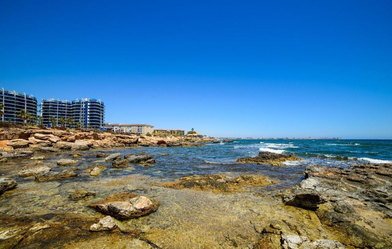 Espanhouse Elvis Apartment Torrevieja Bagian luar foto