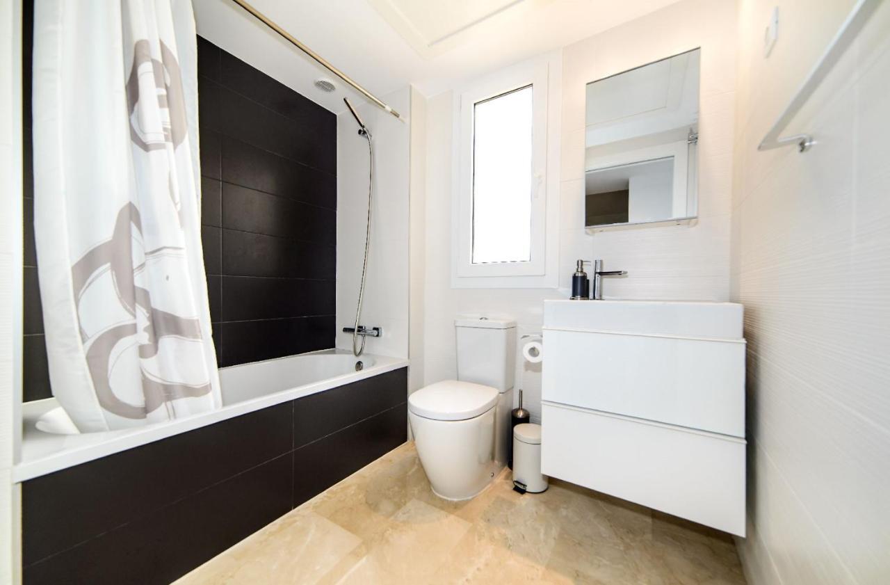 Espanhouse Elvis Apartment Torrevieja Bagian luar foto